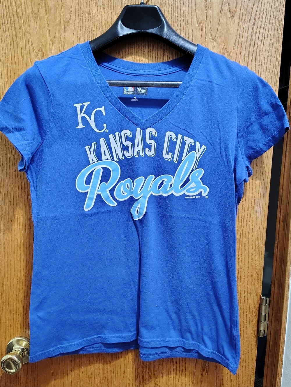 MLB Kansas City Royals Women's Royal Blue V-Neck Tee